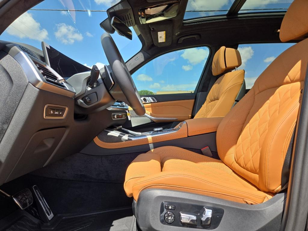 new 2026 BMW X7 car, priced at $96,075