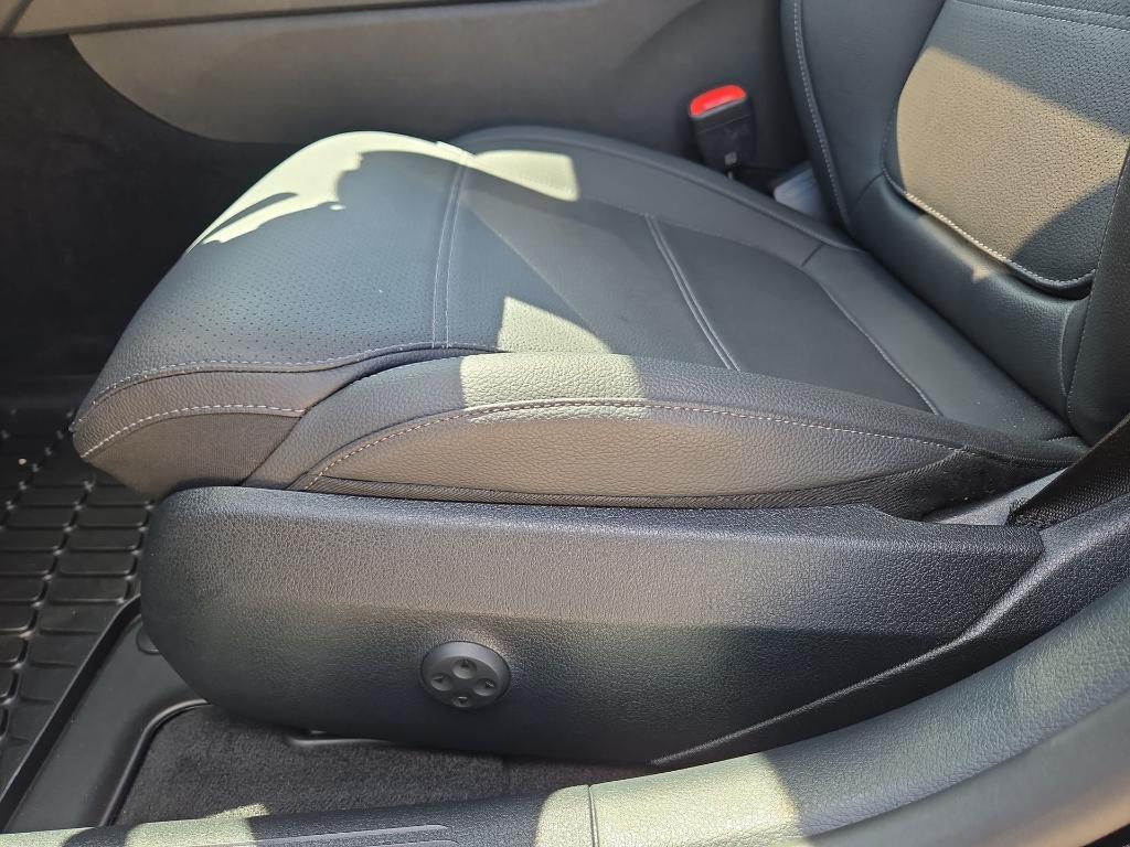 used 2025 Mercedes-Benz C-Class car, priced at $41,991