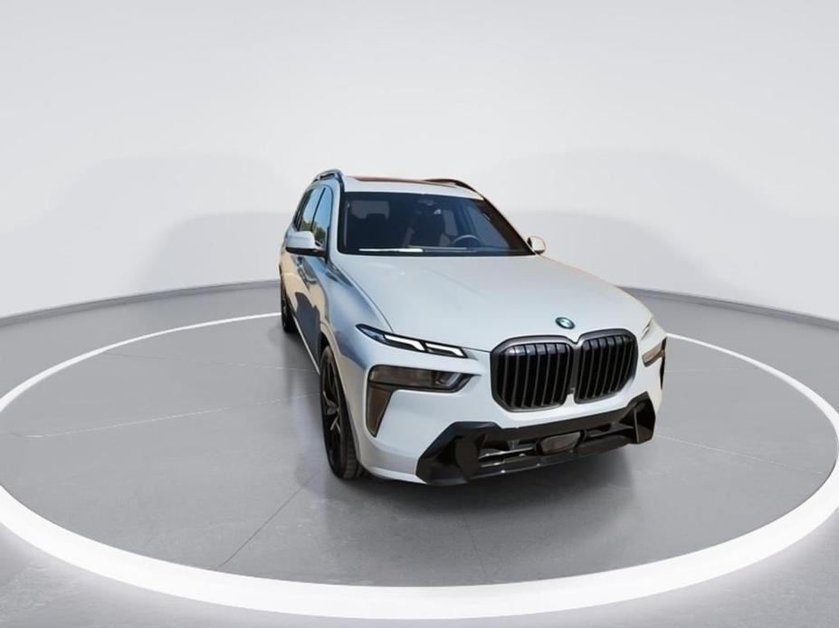 new 2025 BMW X7 car, priced at $102,225