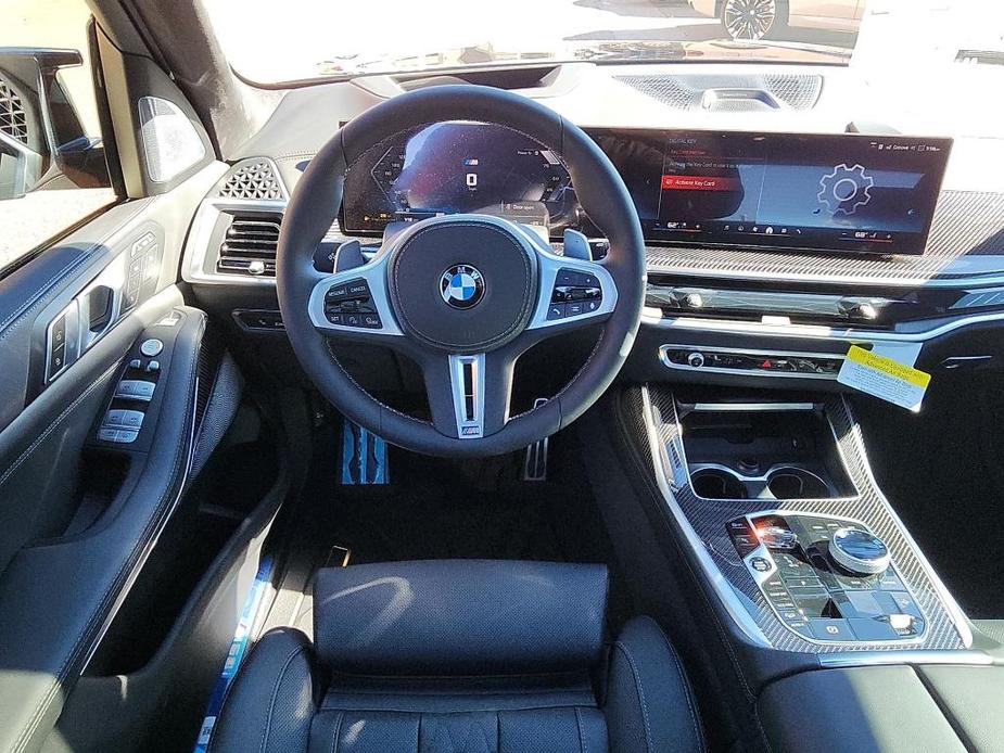 new 2025 BMW X7 car, priced at $123,375