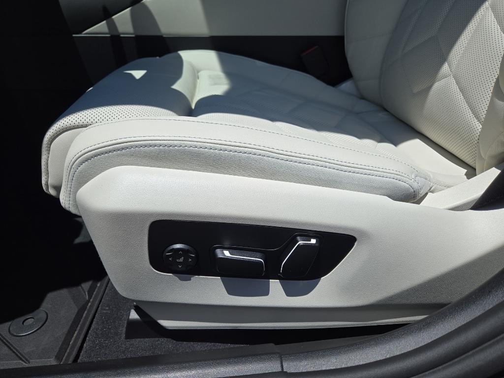 new 2026 BMW 550e car, priced at $85,775
