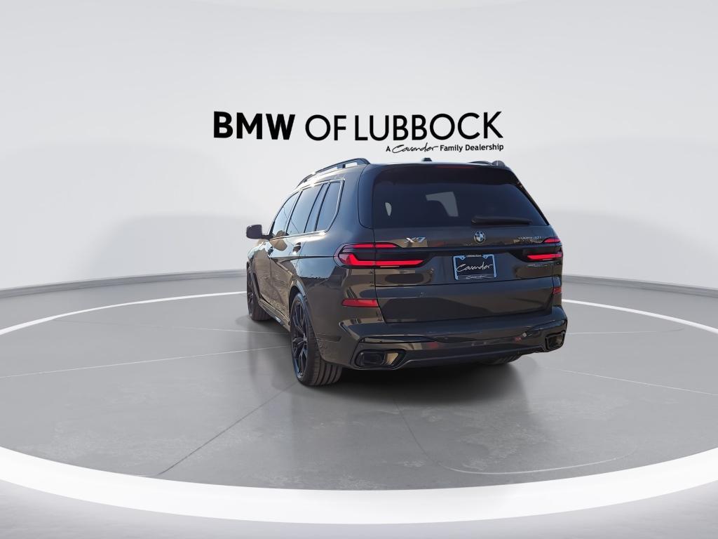 new 2026 BMW X7 car, priced at $106,275
