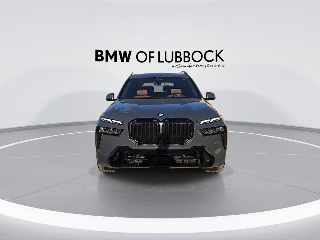new 2026 BMW X7 car, priced at $106,275