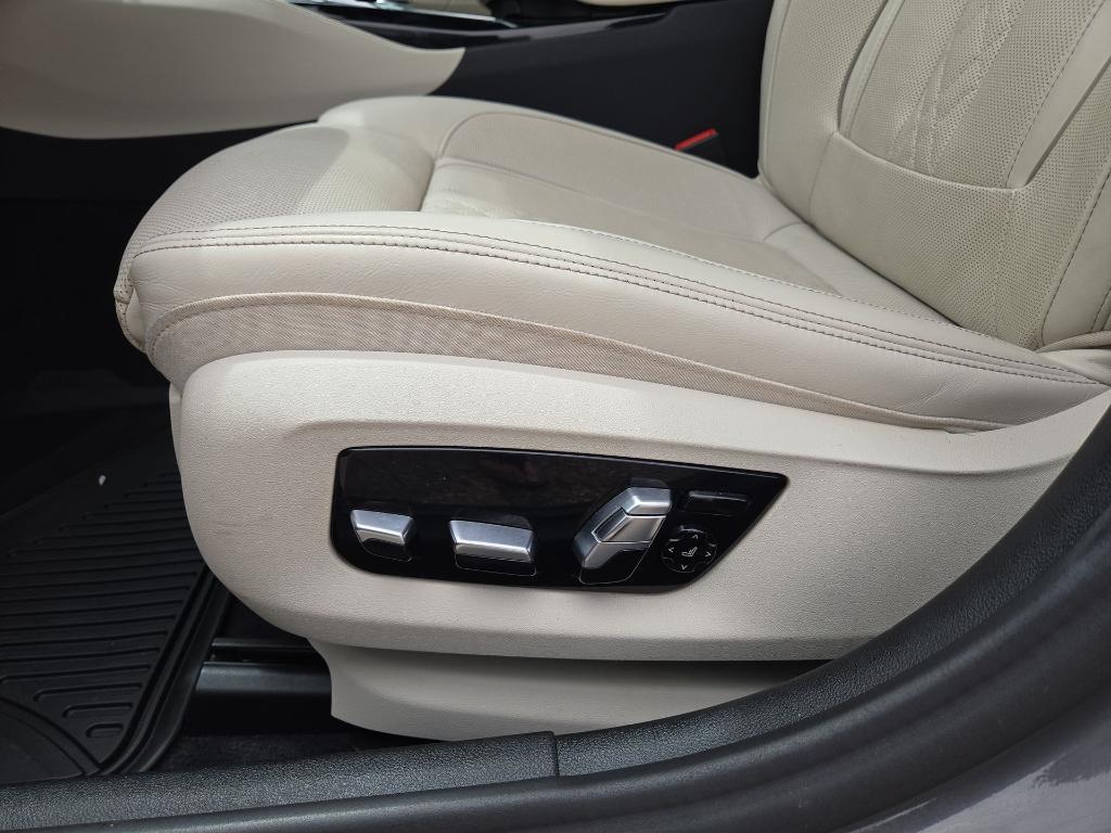 used 2022 BMW M550 car, priced at $59,999