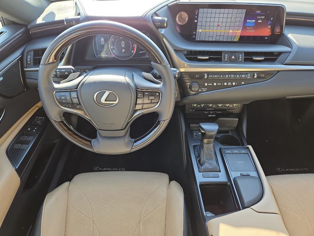 used 2020 Lexus ES 350 car, priced at $30,742