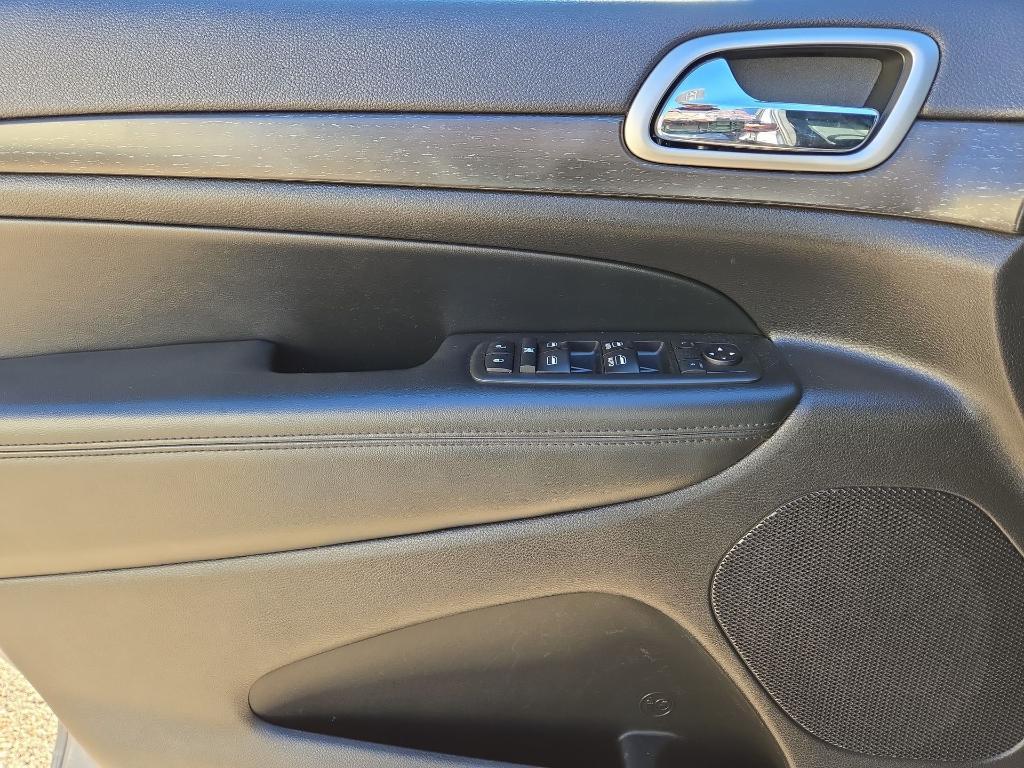 used 2018 Jeep Grand Cherokee car, priced at $16,977