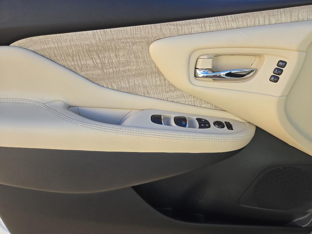 used 2023 Nissan Murano car, priced at $25,321