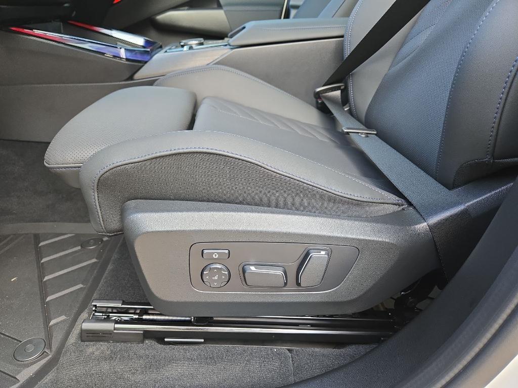 new 2025 BMW X3 car, priced at $55,325