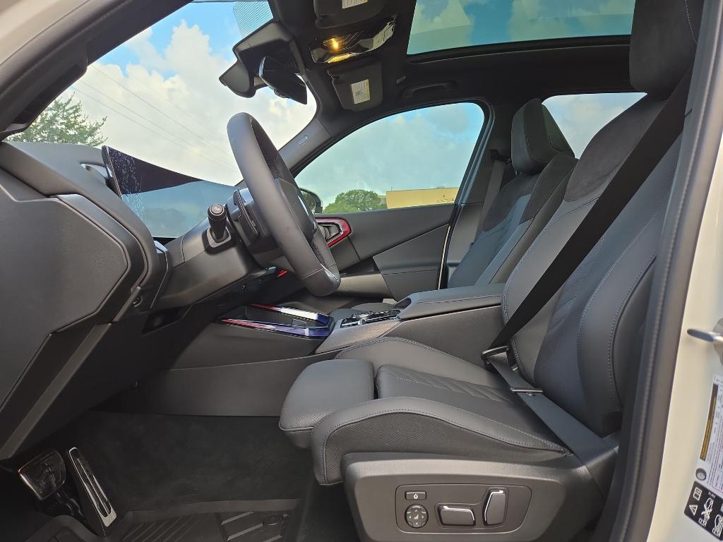new 2025 BMW X3 car, priced at $55,325
