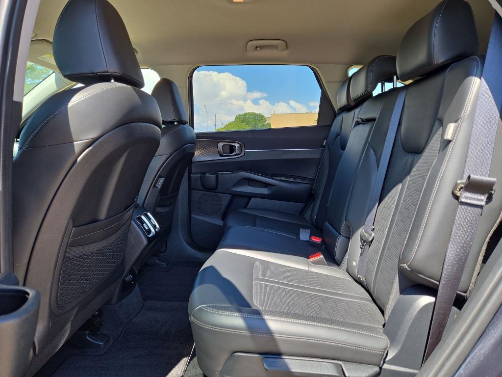 used 2024 Kia Sorento car, priced at $29,101