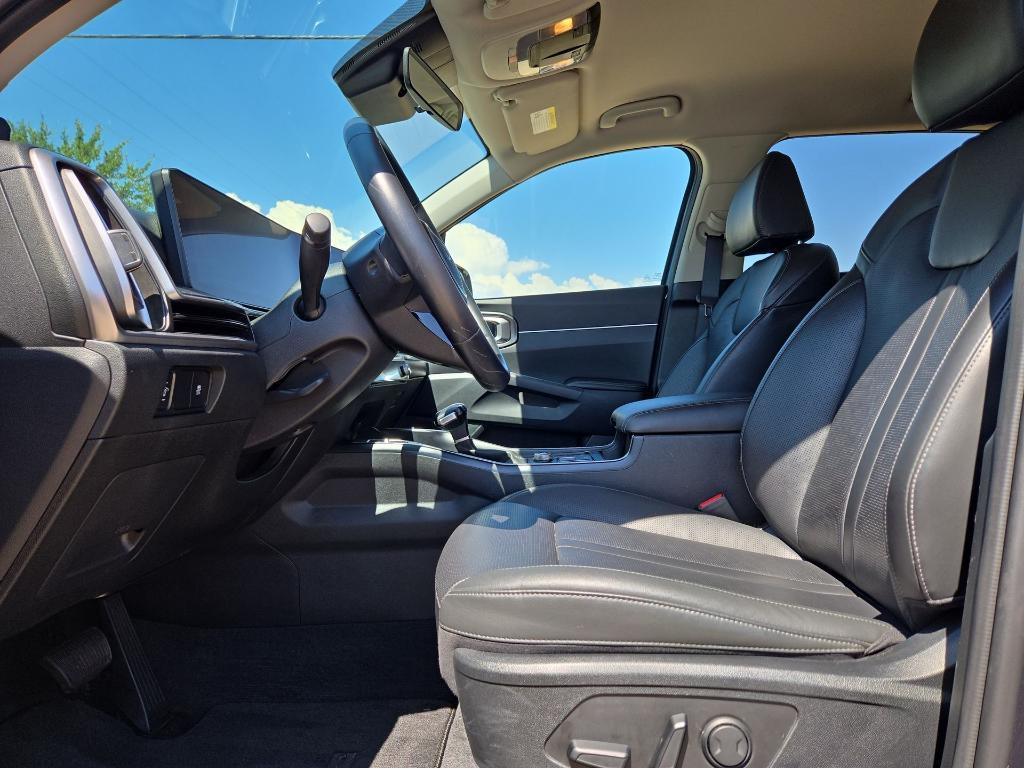 used 2024 Kia Sorento car, priced at $29,101