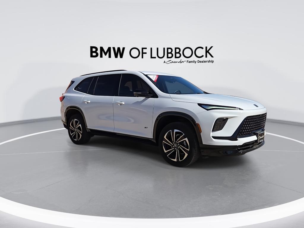 used 2025 Buick Enclave car, priced at $41,181