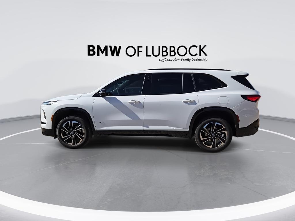 used 2025 Buick Enclave car, priced at $41,181