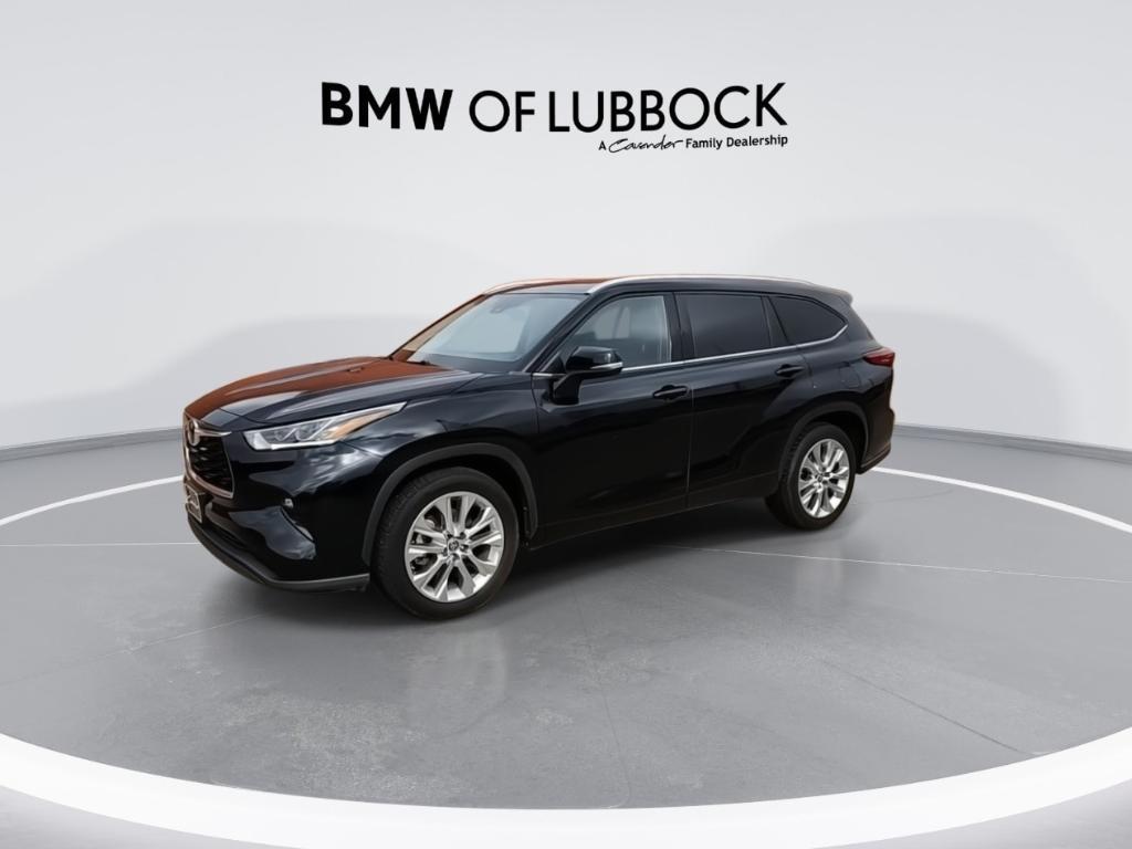 used 2021 Toyota Highlander car, priced at $34,671