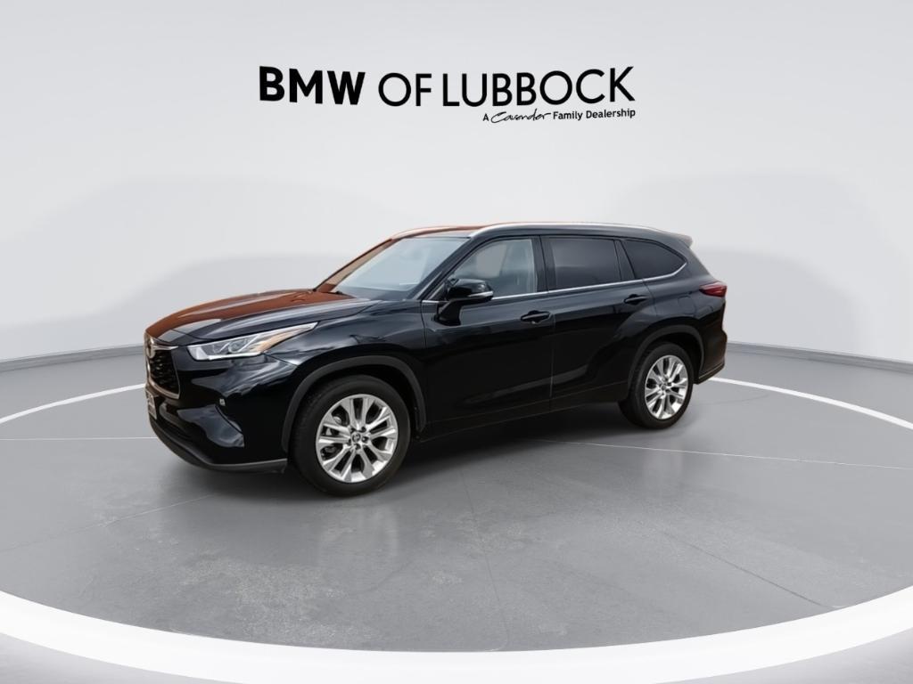 used 2021 Toyota Highlander car, priced at $34,671