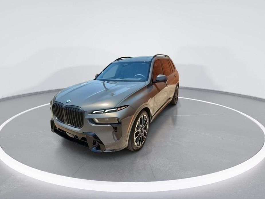 new 2025 BMW X7 car, priced at $104,175