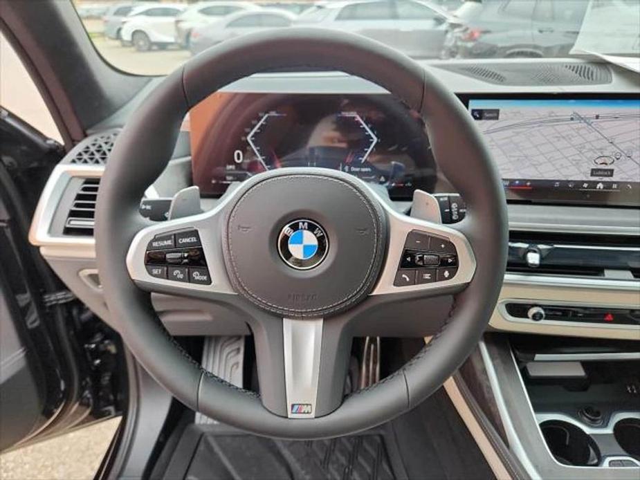 new 2025 BMW X7 car, priced at $104,675