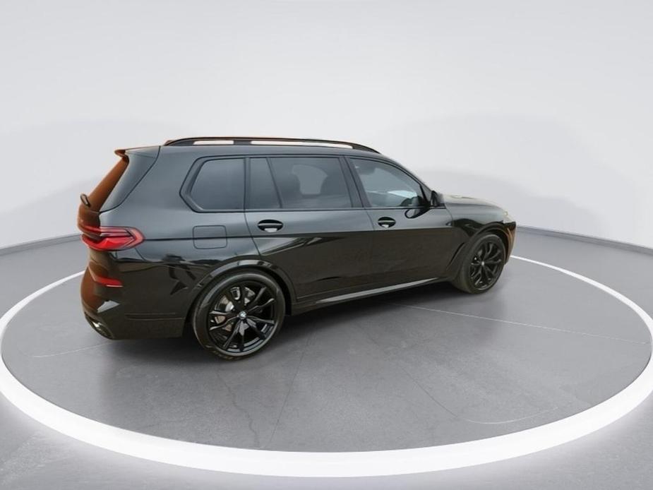 new 2025 BMW X7 car, priced at $104,675