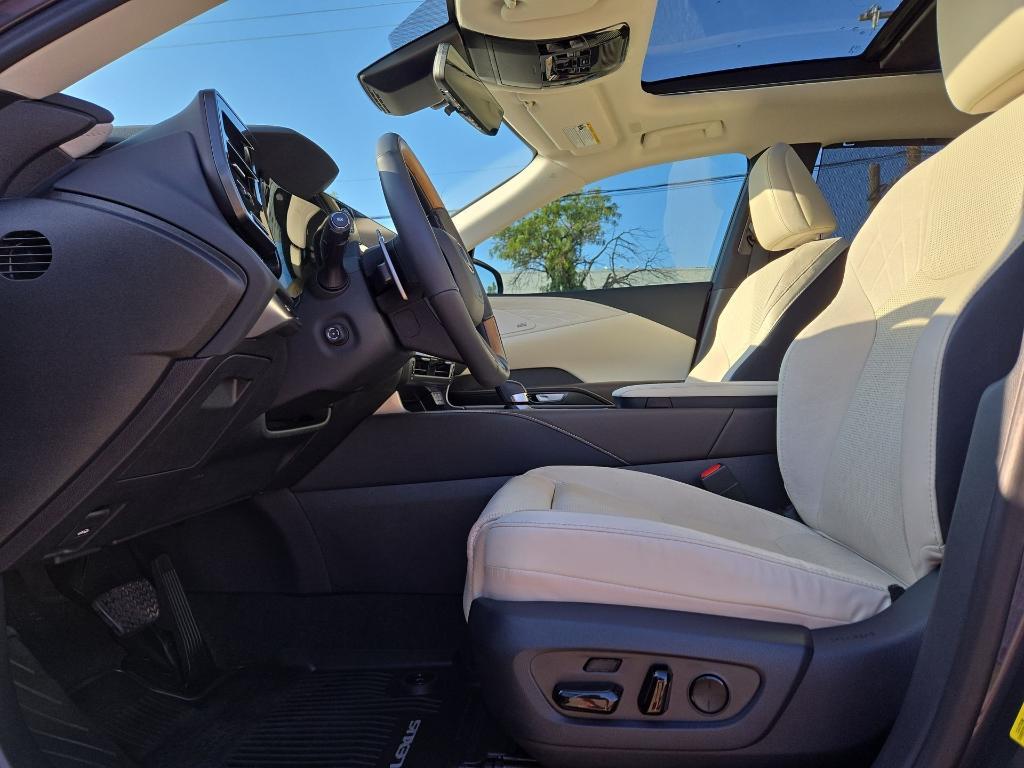 used 2024 Lexus RX 350 car, priced at $56,151