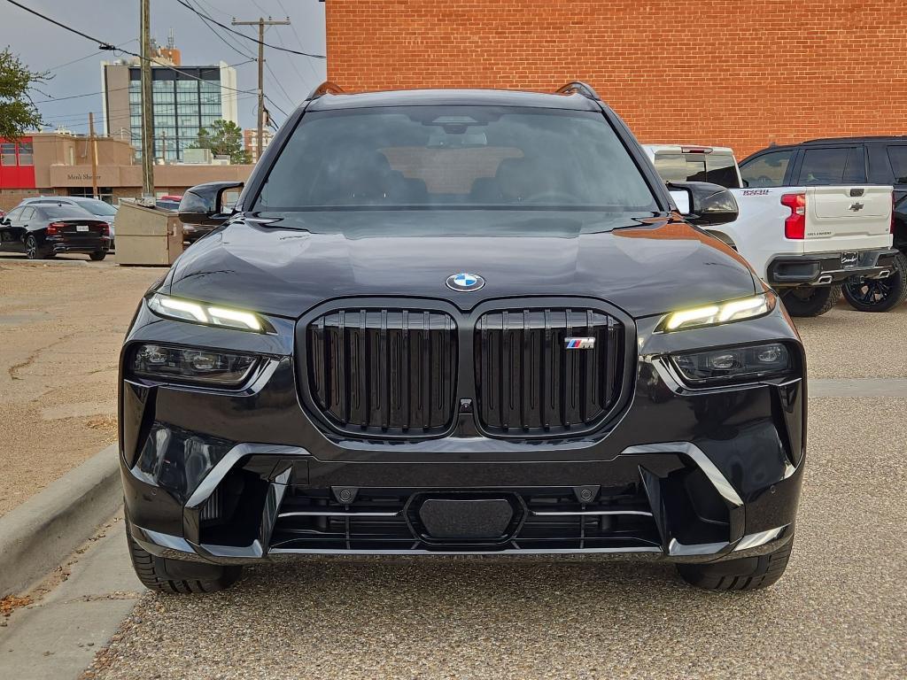 new 2026 BMW X7 car, priced at $126,375