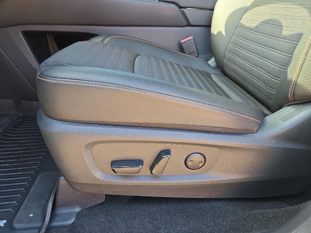 used 2025 Nissan Pathfinder car, priced at $38,441