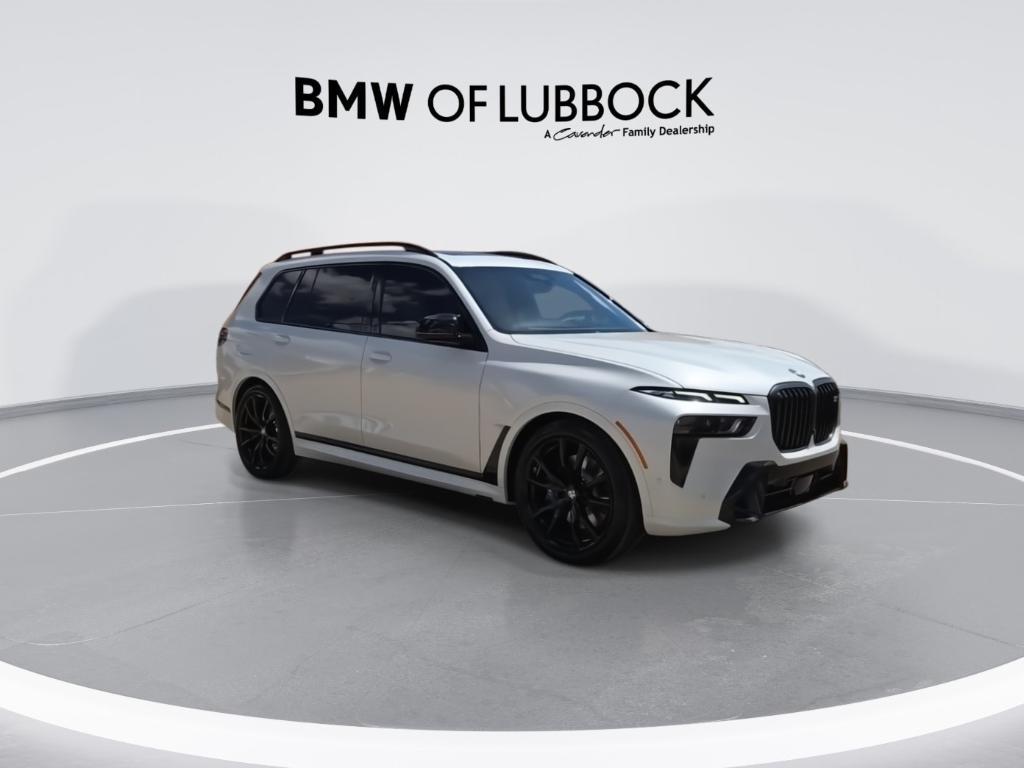 new 2026 BMW X7 car, priced at $126,775