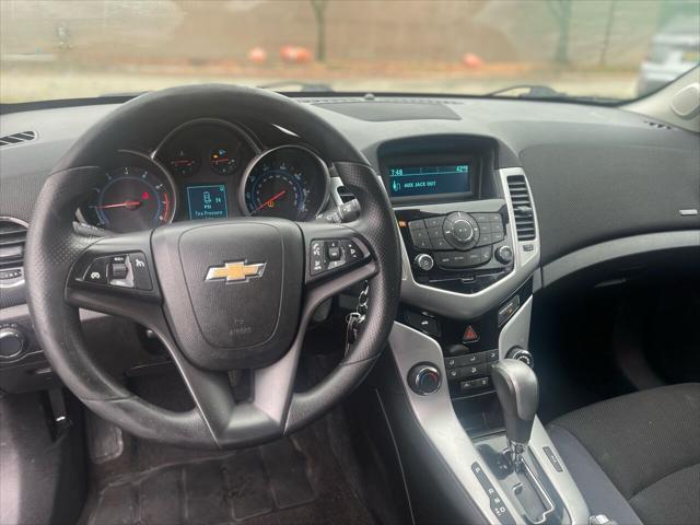 used 2015 Chevrolet Cruze car, priced at $7,495