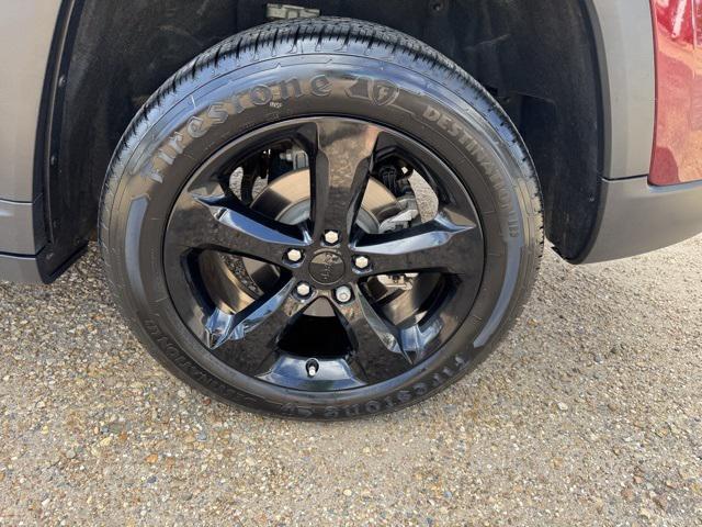 used 2023 Jeep Grand Cherokee car, priced at $31,813