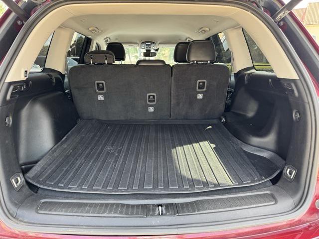 used 2023 Jeep Grand Cherokee car, priced at $31,813