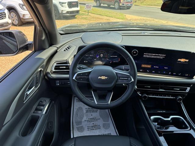 new 2026 Chevrolet Traverse car, priced at $44,255