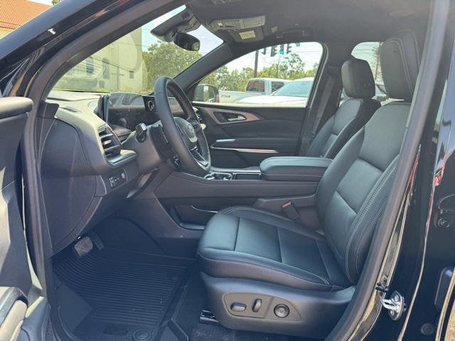 new 2026 Chevrolet Traverse car, priced at $44,255