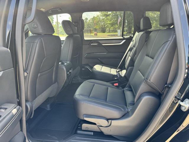 new 2025 GMC Acadia car, priced at $51,290