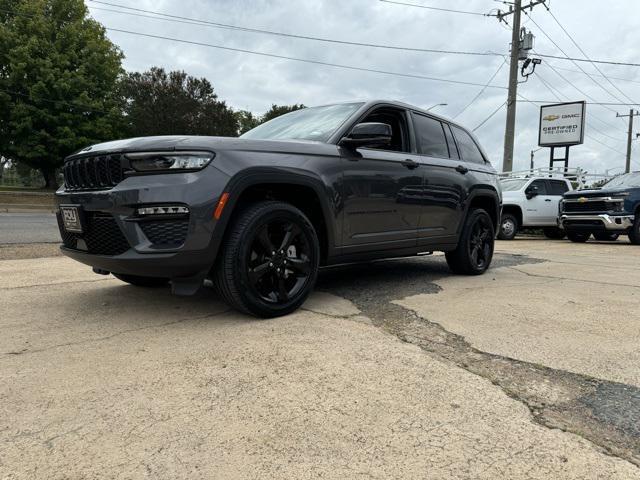 used 2023 Jeep Grand Cherokee car, priced at $37,905