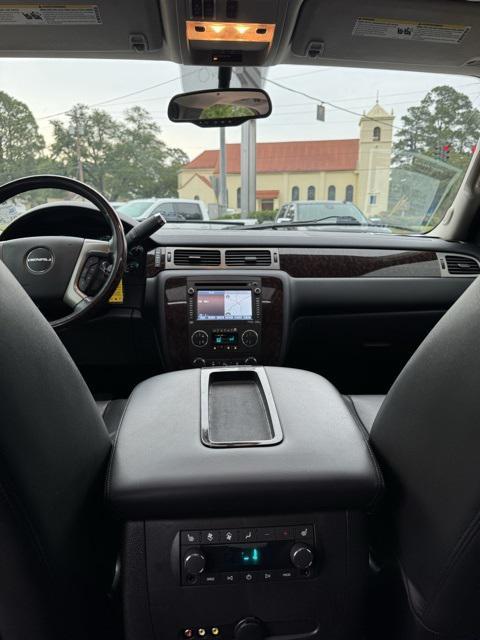 used 2014 GMC Yukon car, priced at $18,937