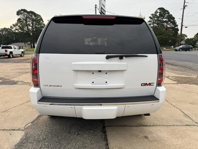 used 2014 GMC Yukon car, priced at $18,937