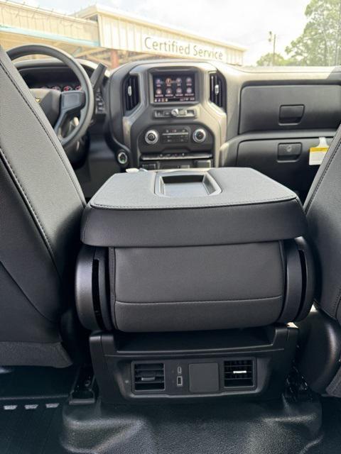 new 2025 Chevrolet Silverado 2500 car, priced at $55,655