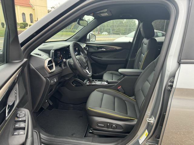 new 2025 Chevrolet TrailBlazer car, priced at $29,390