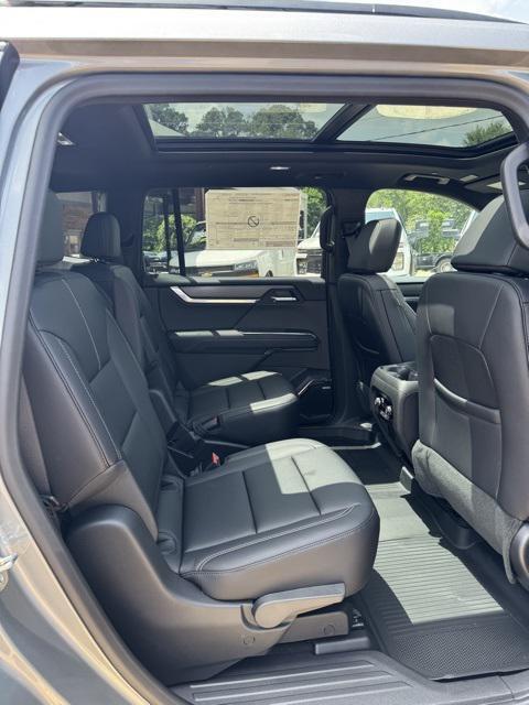 new 2025 GMC Acadia car, priced at $52,715