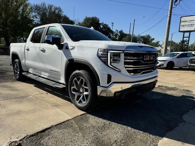 new 2025 GMC Sierra 1500 car, priced at $69,715