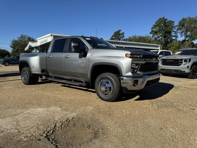 new 2025 Chevrolet Silverado 3500 car, priced at $77,790