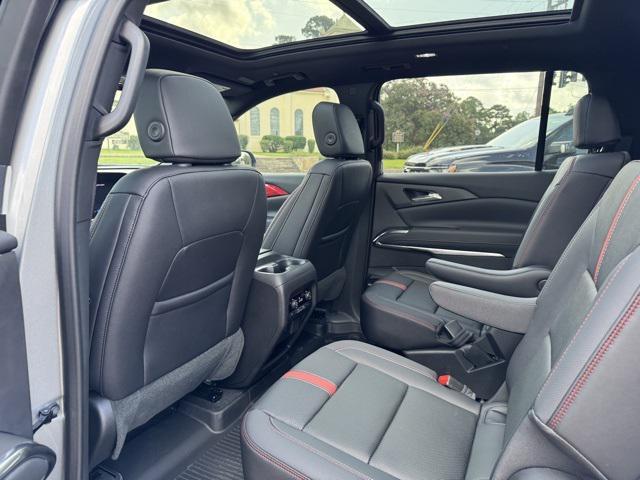 new 2025 Chevrolet Traverse car, priced at $57,819