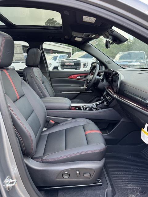 new 2025 Chevrolet Traverse car, priced at $57,819