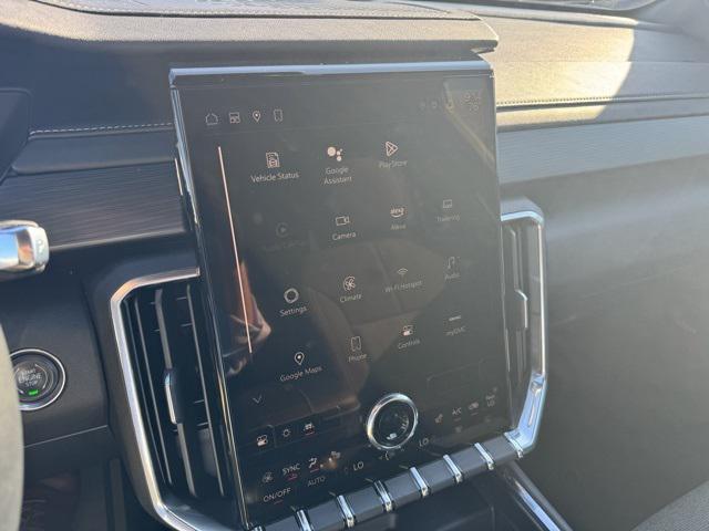 used 2025 GMC Acadia car, priced at $37,936