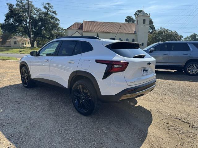 used 2025 Chevrolet Trax car, priced at $25,784