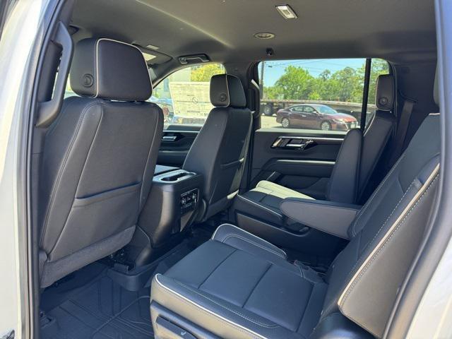new 2025 Chevrolet Suburban car, priced at $81,610
