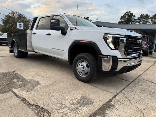 new 2025 GMC Sierra 3500 car, priced at $67,023