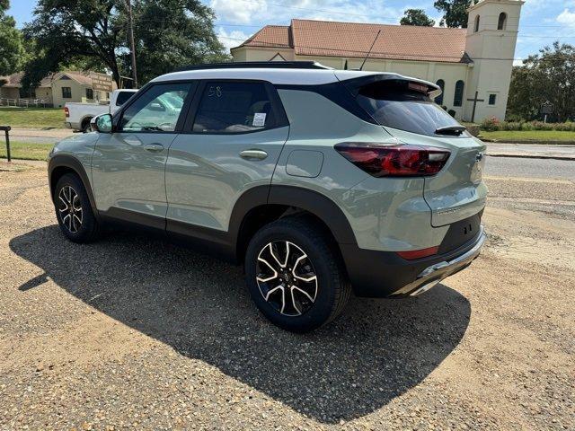 new 2025 Chevrolet TrailBlazer car, priced at $29,390