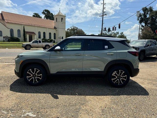 new 2025 Chevrolet TrailBlazer car, priced at $29,390