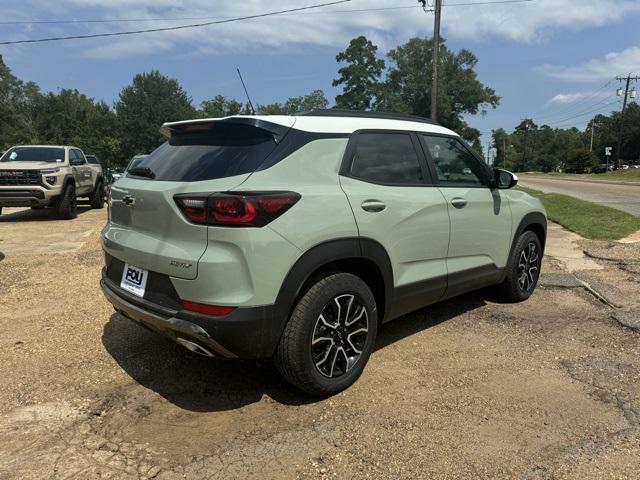 new 2025 Chevrolet TrailBlazer car, priced at $29,390