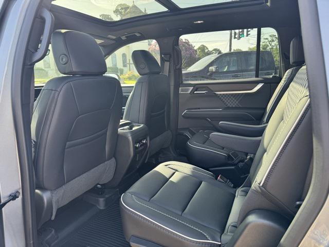 new 2025 GMC Acadia car, priced at $63,100